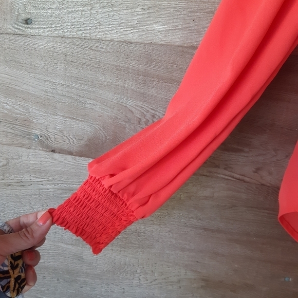 Express Red Smocked Off the Shoulder Top XSmall - Picture 3 of 3